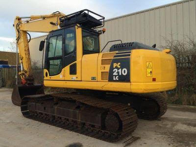 KOMATSU PC210LC-8 EXCAVATOR